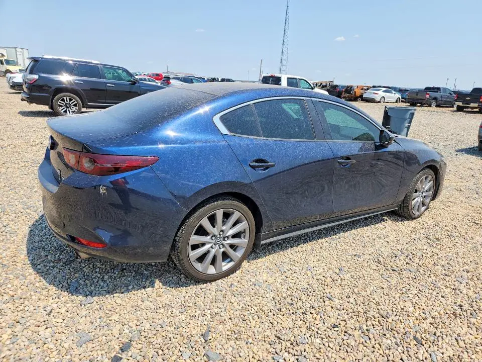 2021 MAZDA 3 SELECT  