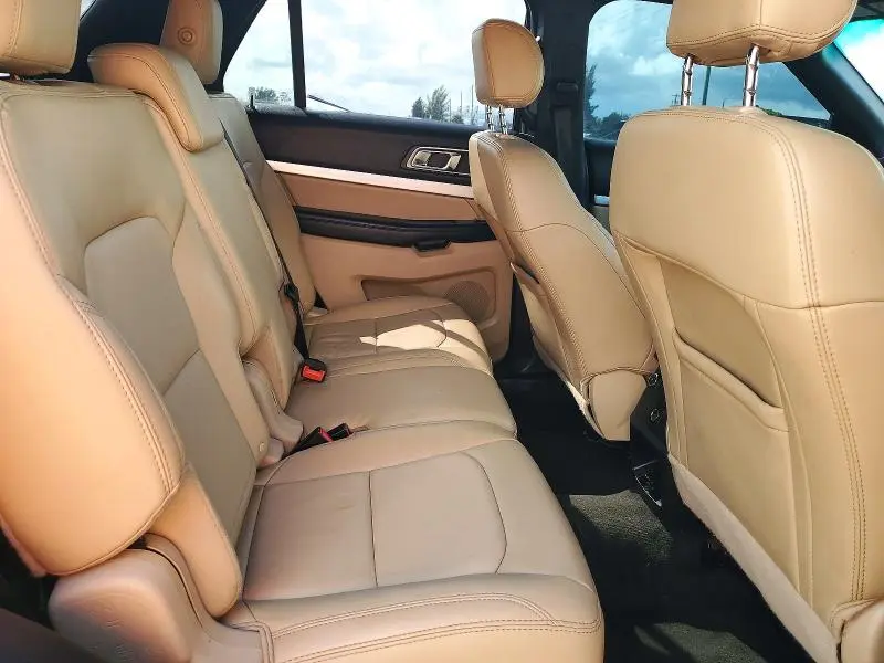2017 FORD EXPLORER XLT  