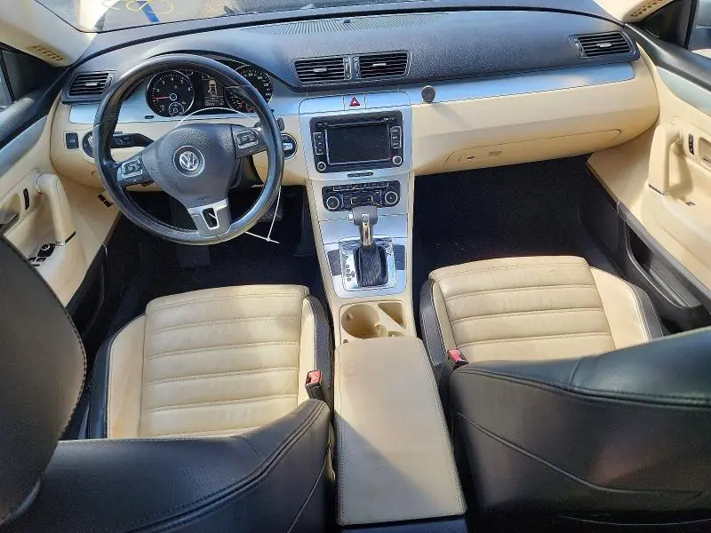 2010 VOLKSWAGEN CC LUXURY  