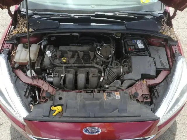 2015 FORD FOCUS SE  