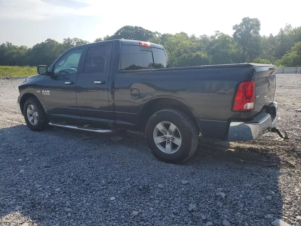 2017 RAM 1500 SLT  