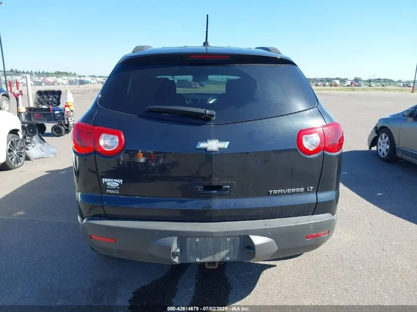 2012 CHEVROLET TRAVERSE 1LT