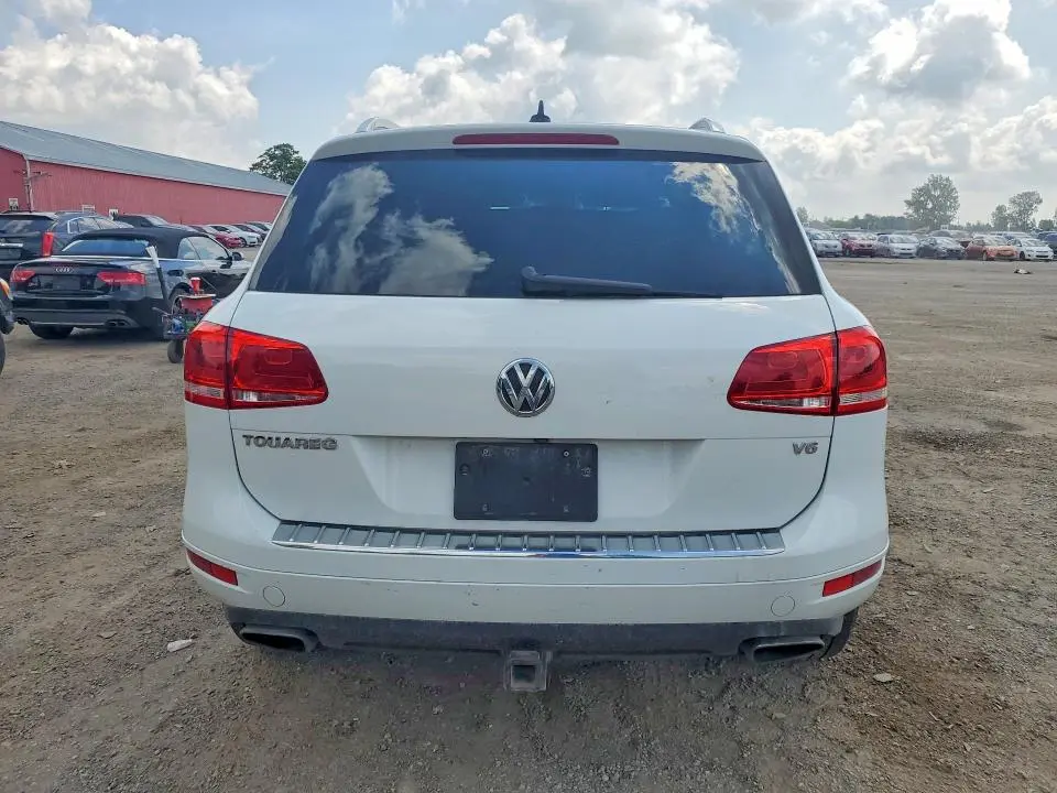 2014 VOLKSWAGEN TOUAREG TDI  