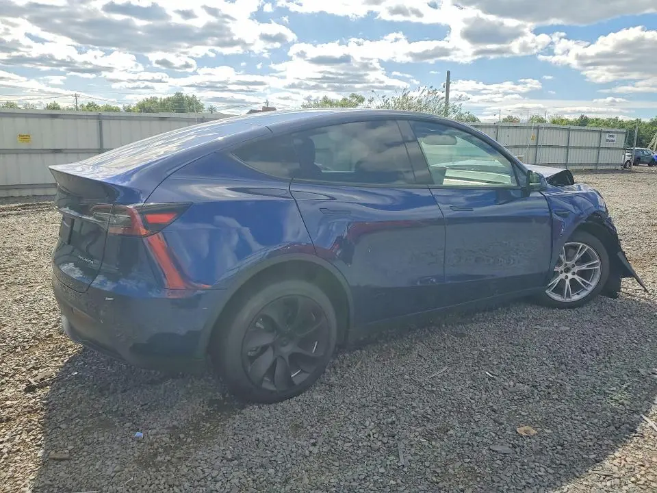 2024 TESLA MODEL Y   