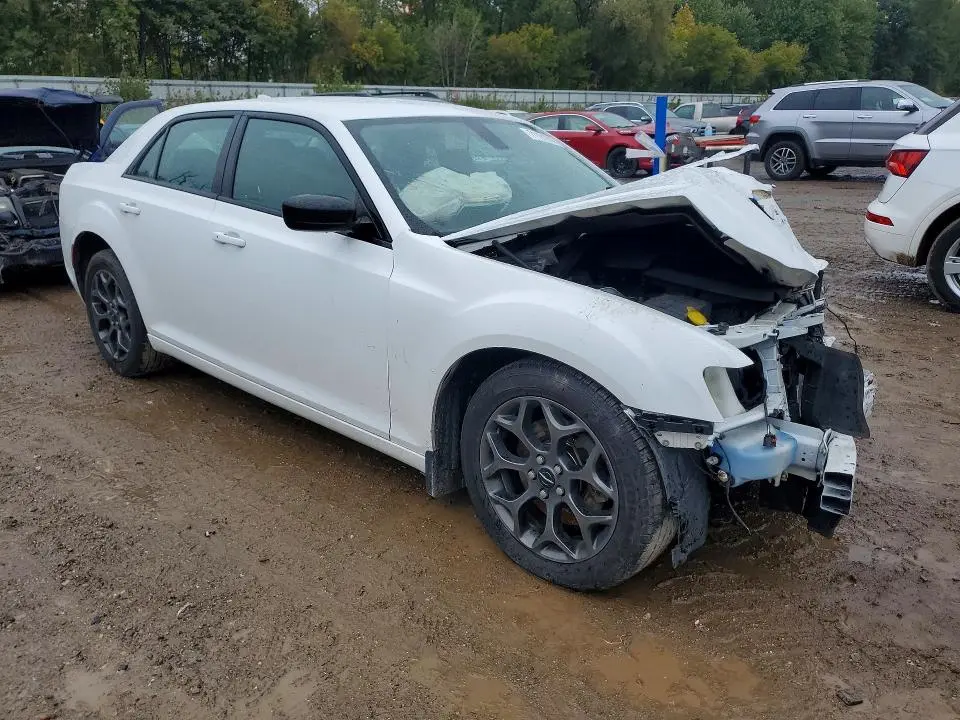 2018 CHRYSLER 300 TOURING  