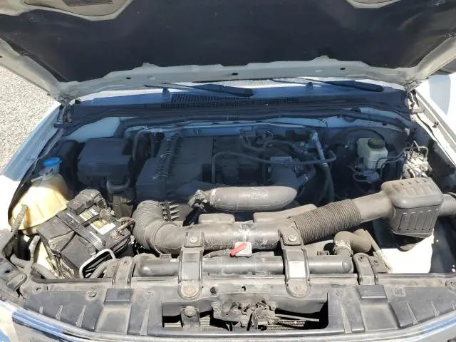 2017 NISSAN FRONTIER S  