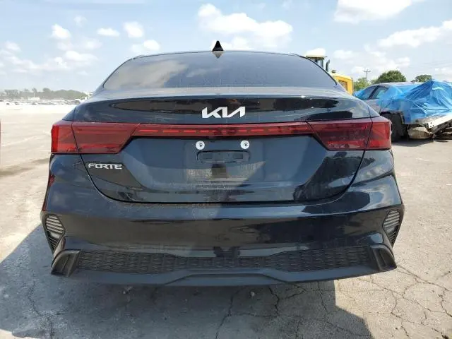 2024 KIA FORTE LX  
