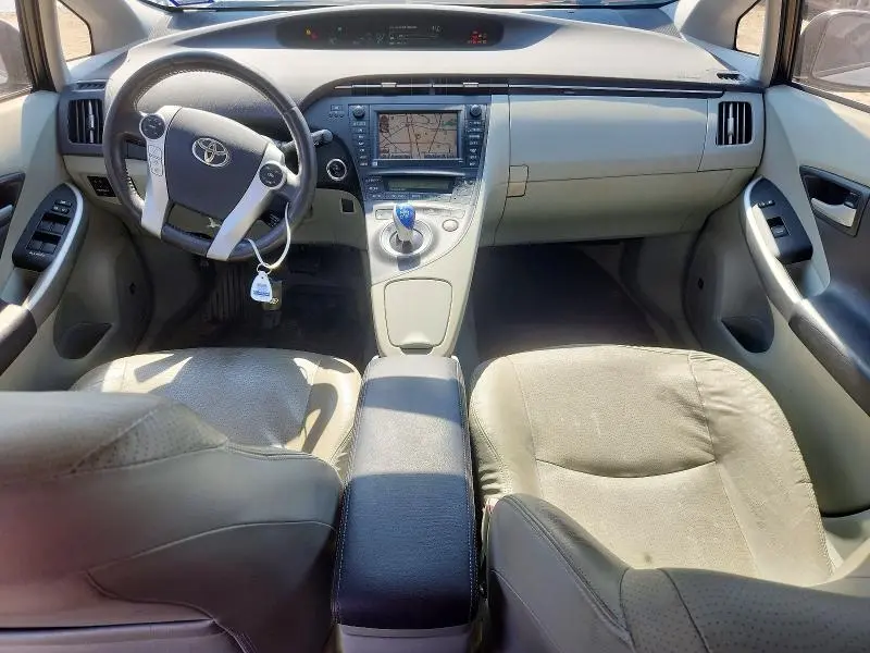 2010 TOYOTA PRIUS IV  
