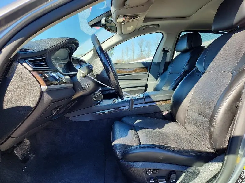 2011 BMW 750 LXI  