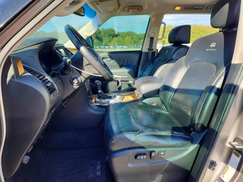 2011 INFINITI QX56 BASE  