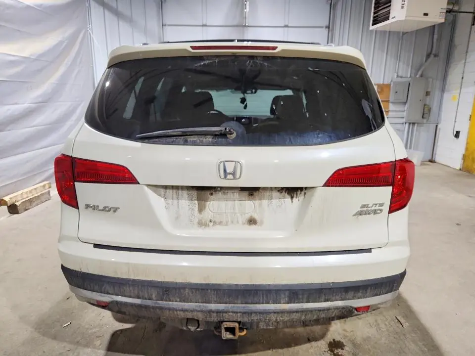 2016 HONDA PILOT ELITE  