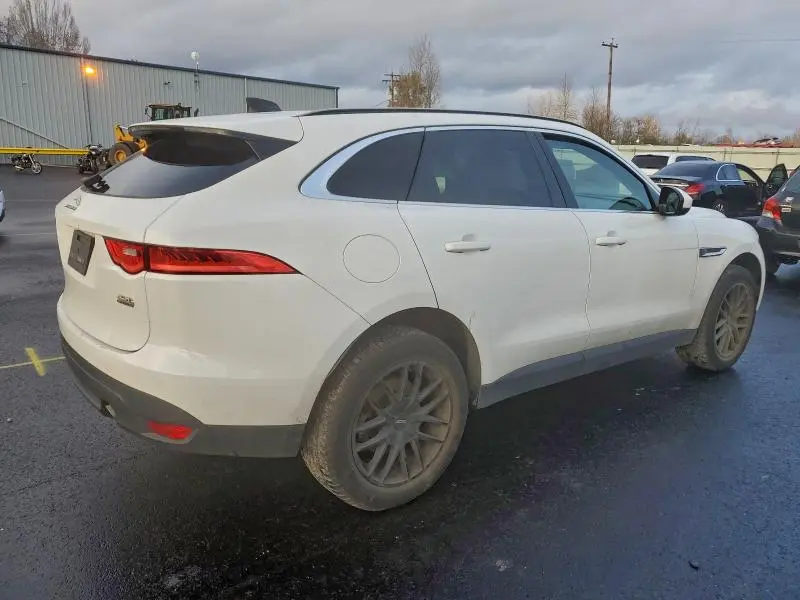 2020 JAGUAR F-PACE PREMIUM  