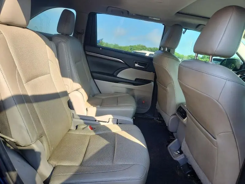 2015 TOYOTA HIGHLANDER LIMITED  