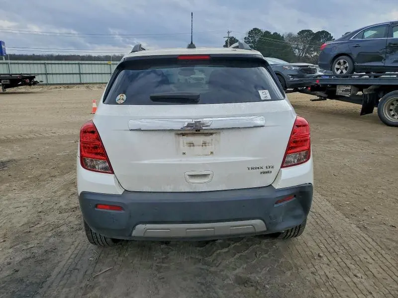 2015 CHEVROLET TRAX LTZ  