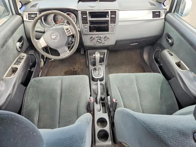 2010 NISSAN VERSA 1.8 S  