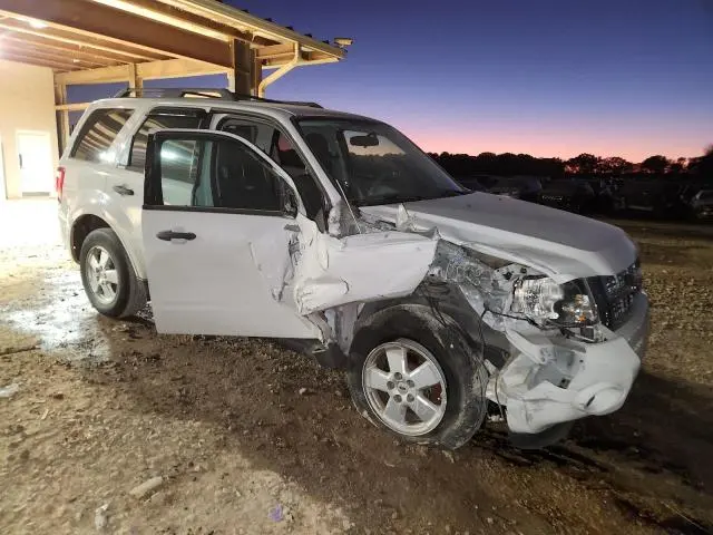 2012 FORD ESCAPE XLS  