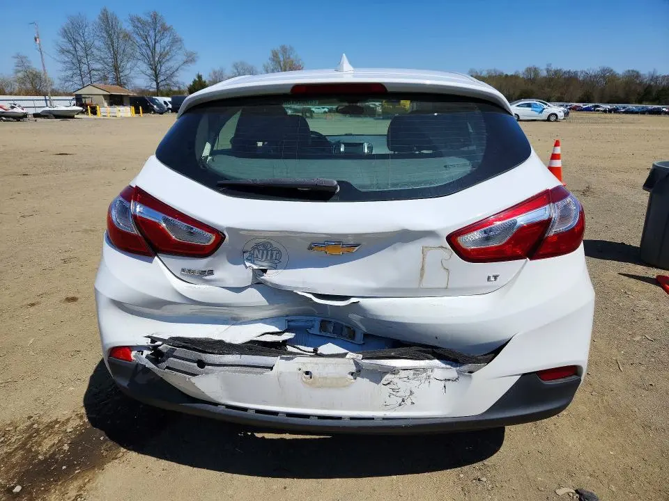 2018 CHEVROLET CRUZE LT  