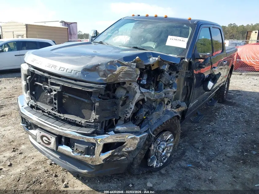 2017 FORD F-250 LARIAT