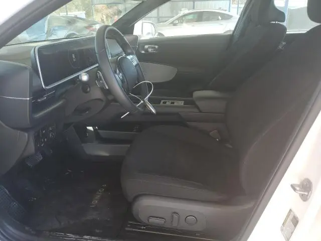 2025 HYUNDAI IONIQ 6 SE  