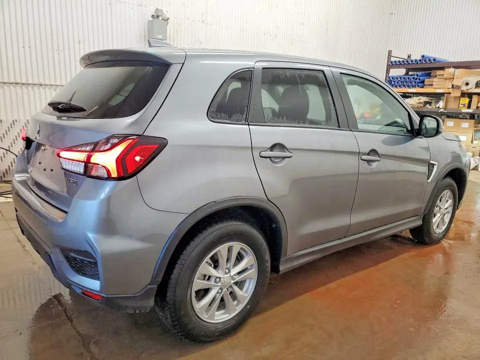 2026 MITSUBISHI RVR SE  