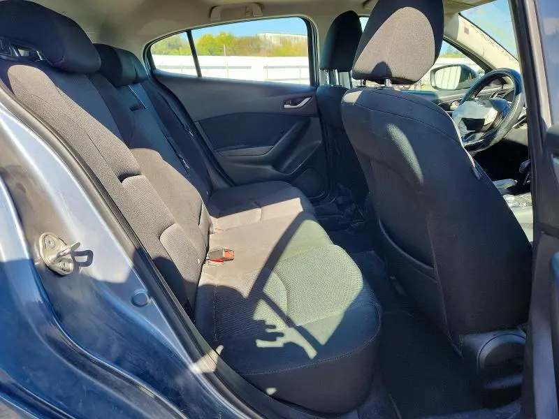 2016 MAZDA 3   