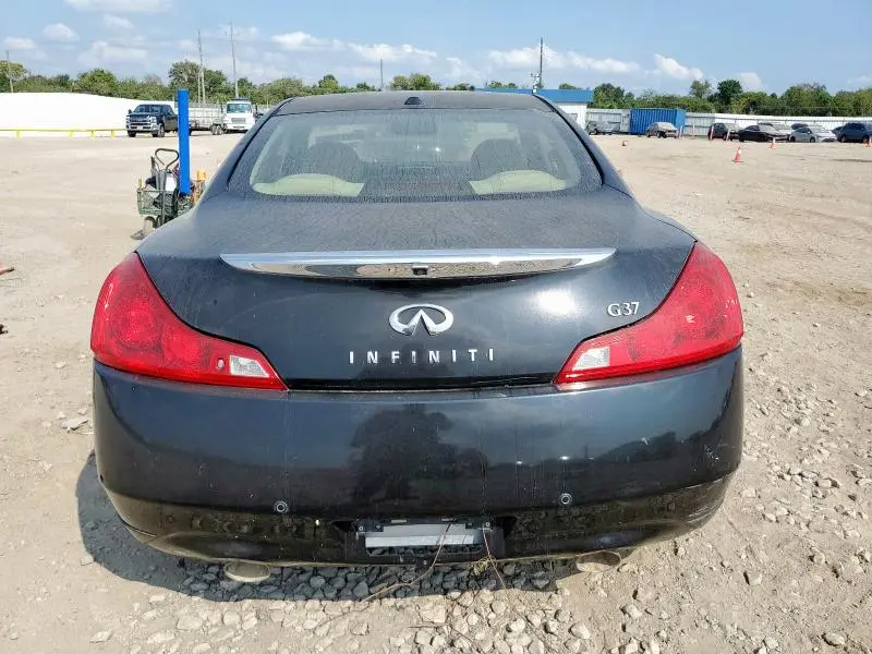 2013 INFINITI G37 JOURNEY  
