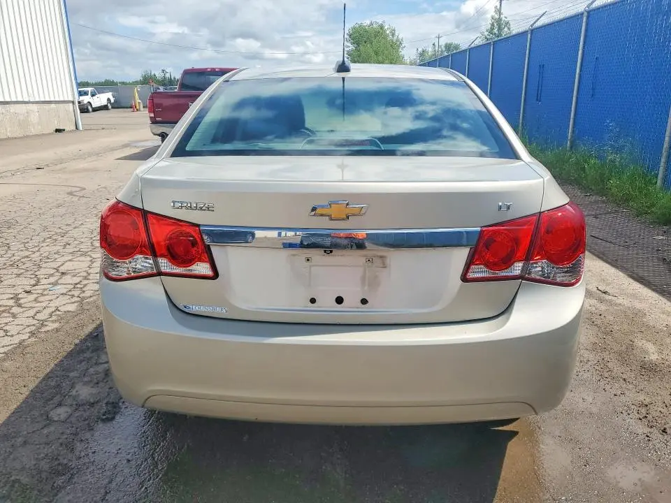 2015 CHEVROLET CRUZE LT  