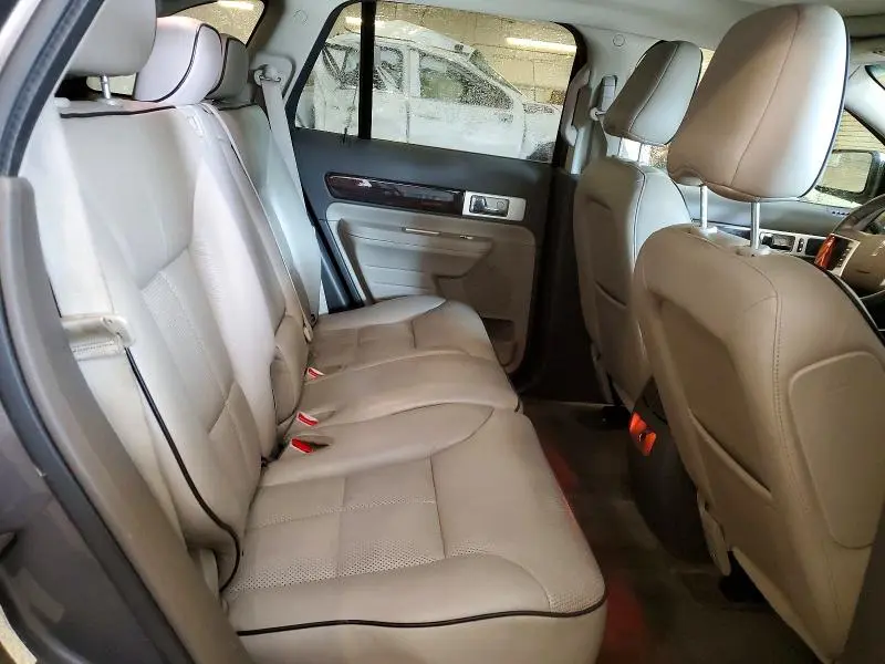 2010 LINCOLN MKX   