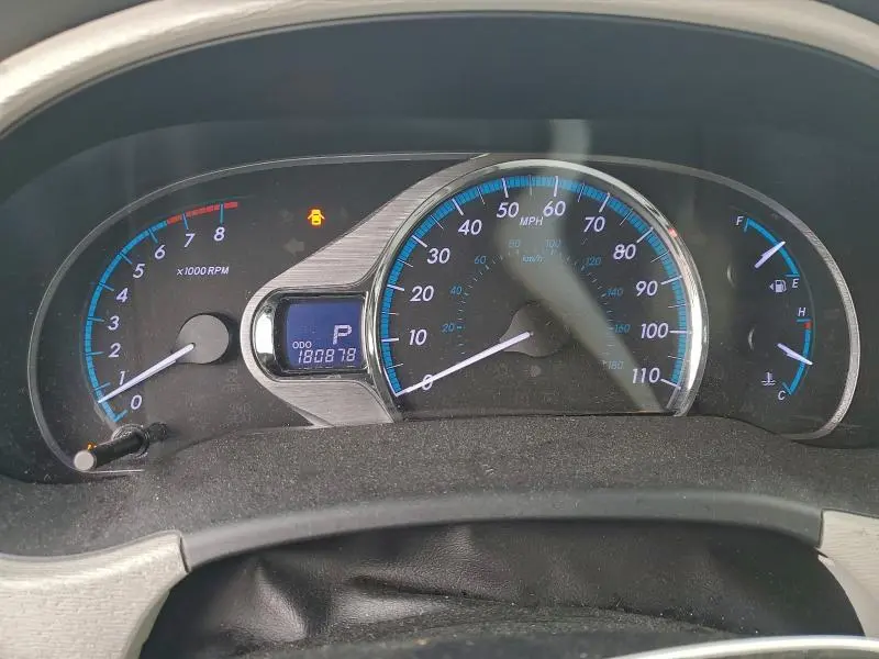 2013 TOYOTA SIENNA XLE  