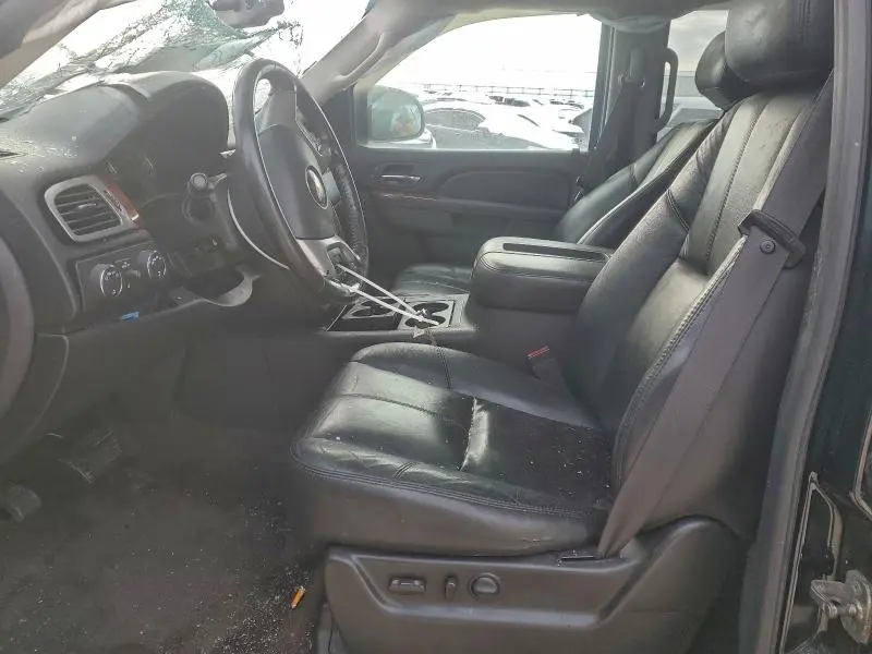 2011 CHEVROLET TAHOE K1500 LT  