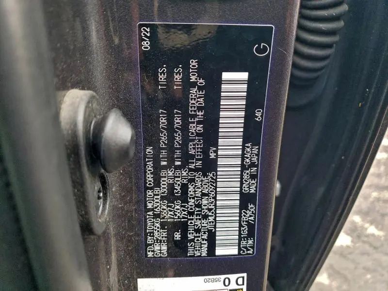 2023 TOYOTA 4RUNNER SE  