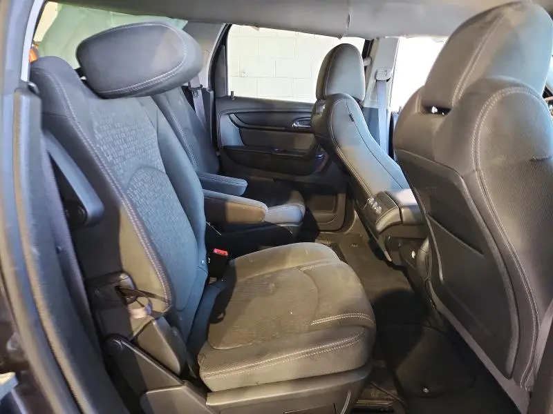 2013 GMC ACADIA SLE  