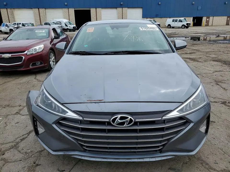 2019 HYUNDAI ELANTRA SEL  