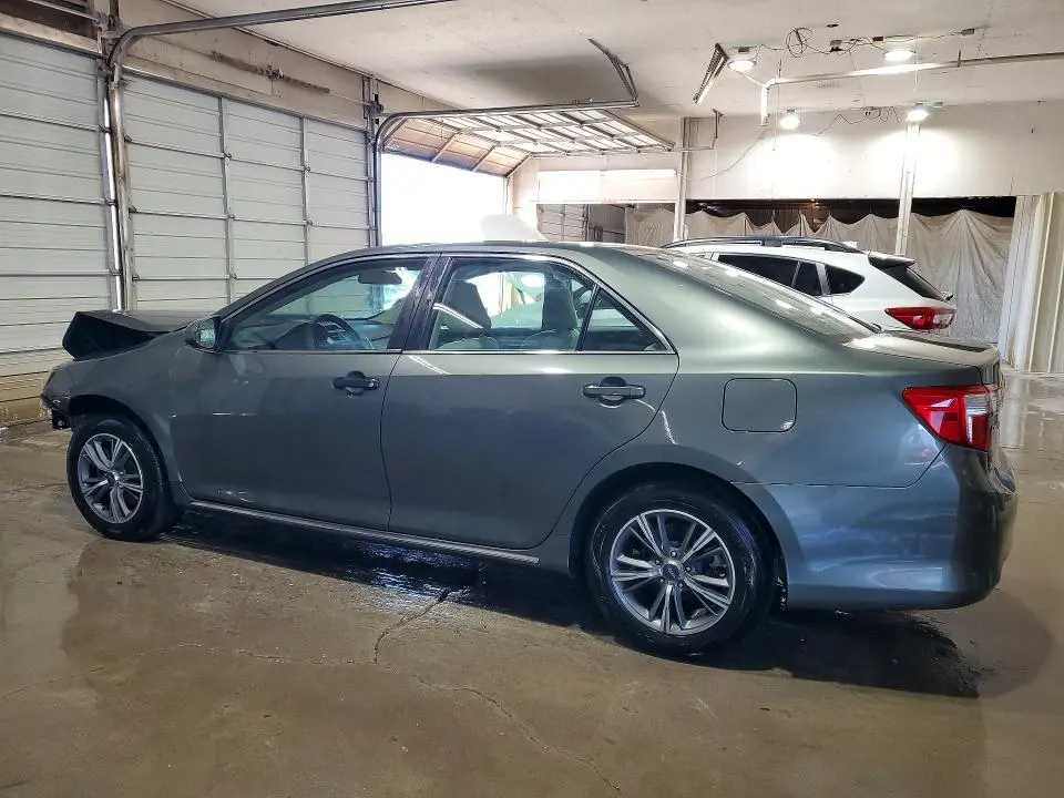 2013 TOYOTA CAMRY LE  