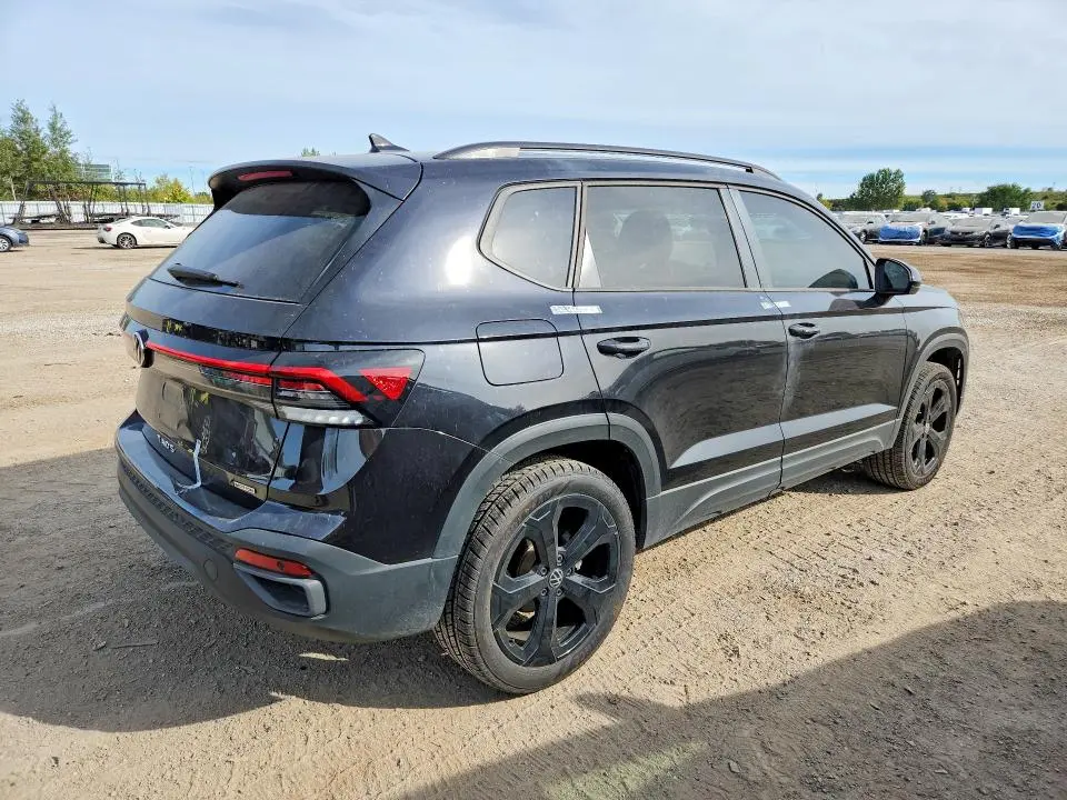 2025 VOLKSWAGEN TAOS SE BLACK  