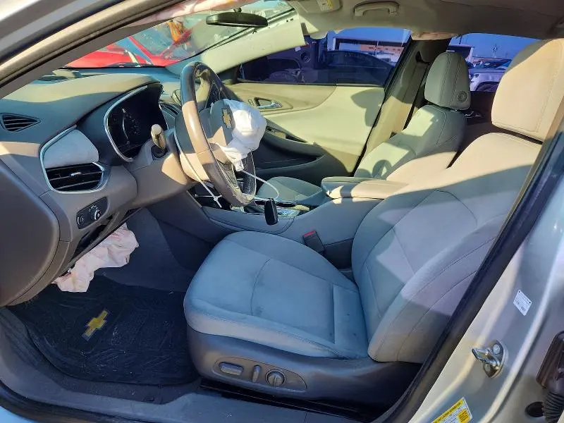 2017 CHEVROLET MALIBU LT  