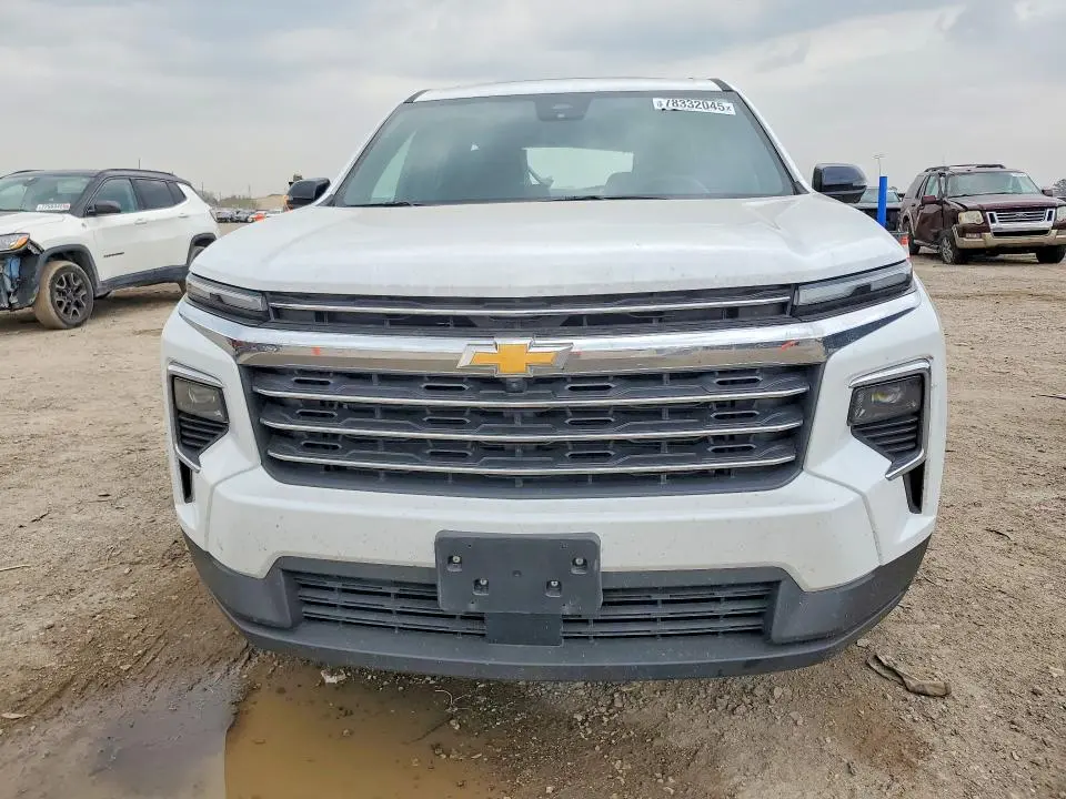 2025 CHEVROLET TRAVERSE LT  