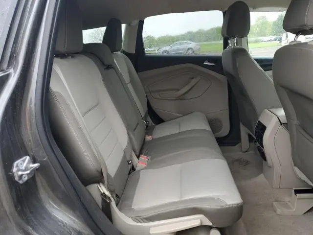 2015 FORD ESCAPE SE  