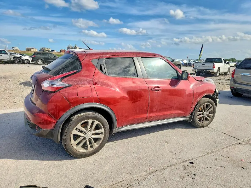 2015 NISSAN JUKE S  