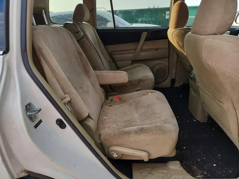 2011 TOYOTA HIGHLANDER BASE  