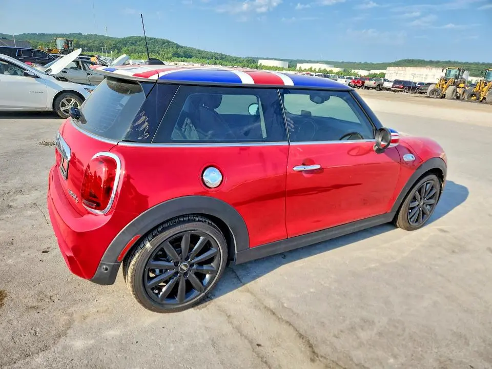 2019 MINI COOPER S  