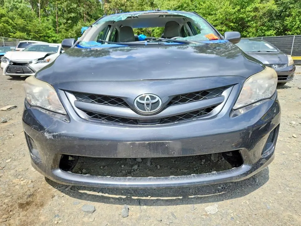2011 TOYOTA COROLLA LE  
