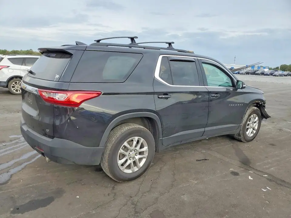 2021 CHEVROLET TRAVERSE LT  