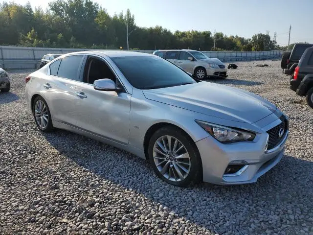 2018 INFINITI Q50 LUXE