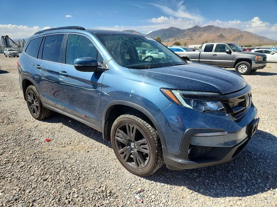 2021 HONDA PILOT SE  