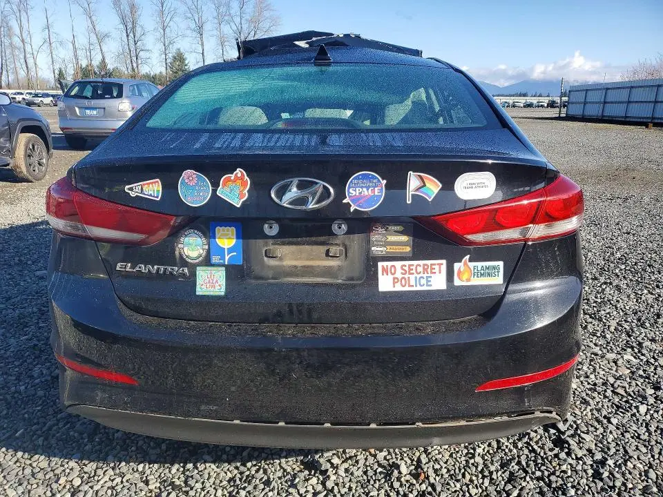 2017 HYUNDAI ELANTRA SE  