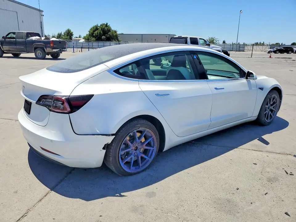 2020 TESLA MODEL 3   
