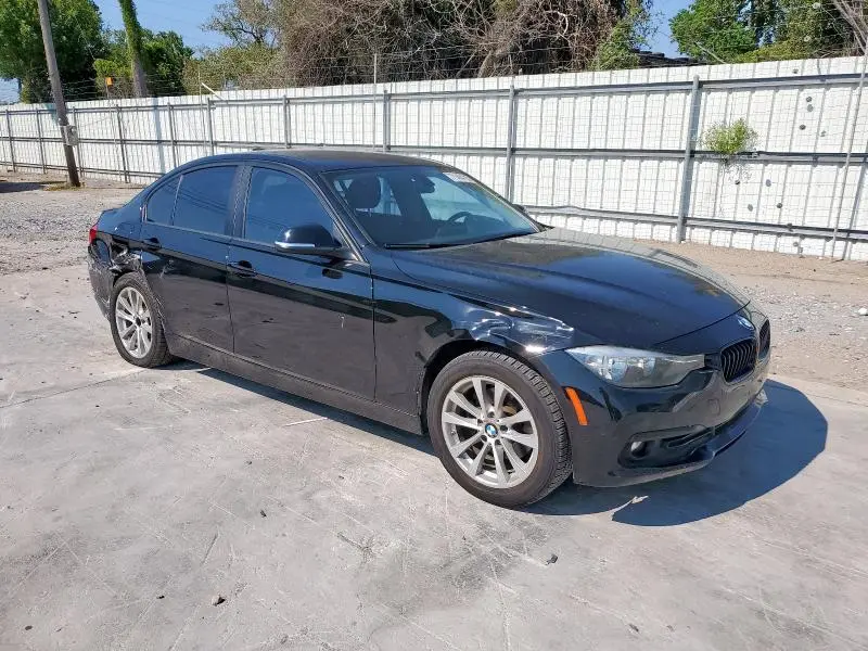 2017 BMW 320 I  