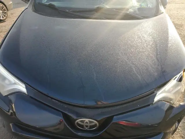 2017 TOYOTA RAV4 SE