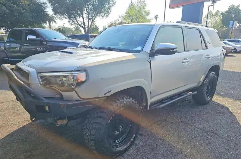 2020 TOYOTA 4RUNNER TRD OFF-ROAD PREMIUM  